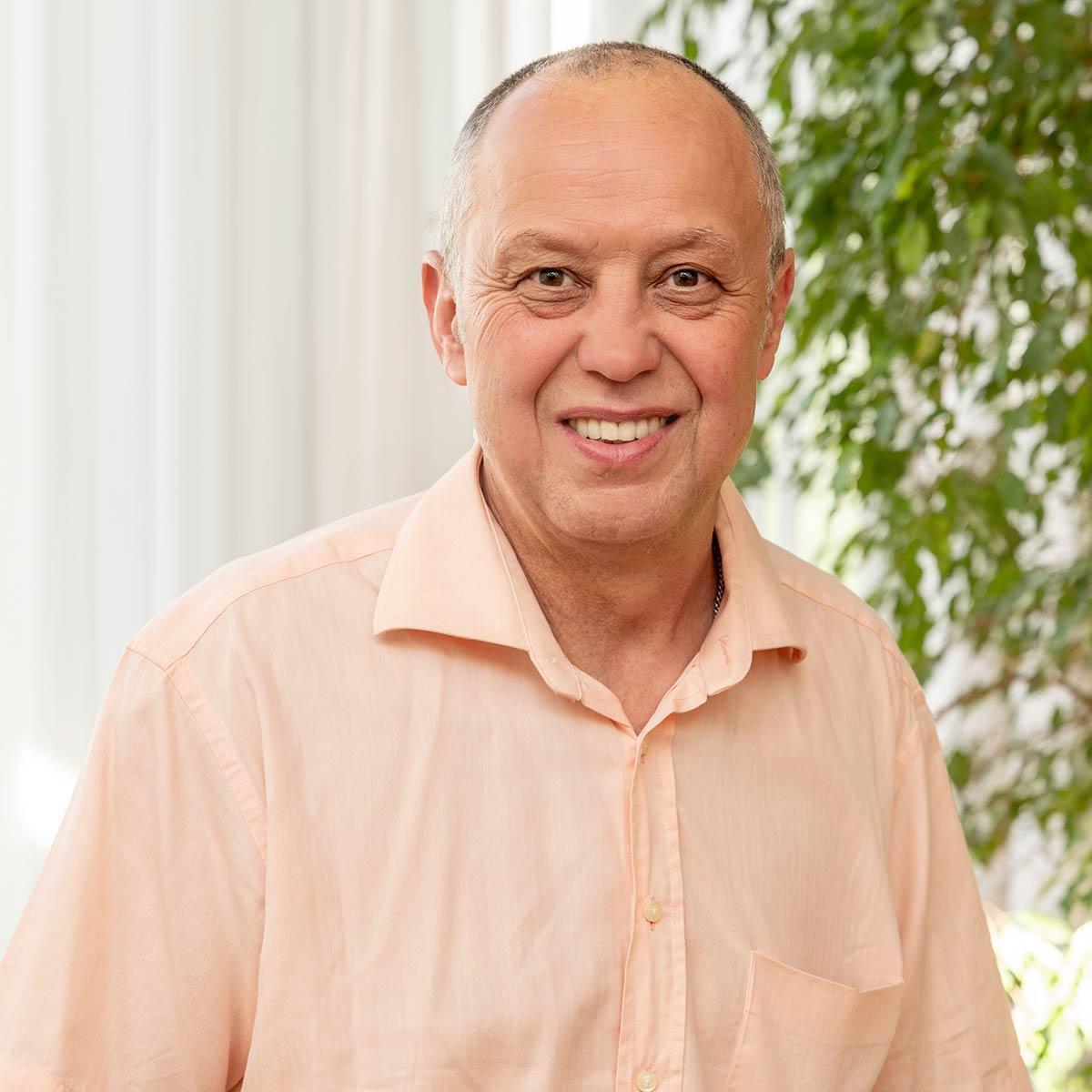 Profilbild von Frank Backenstoß